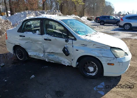 2004 Suzuki Aerio Lx/S z USA, uszkodzony, nr VIN JS2RA61S045206358